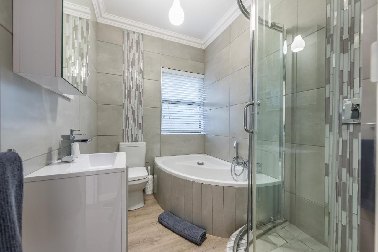 Beacon Wharf , George Hay 5 Seafront Accommodation موسيلباي المظهر الخارجي الصورة